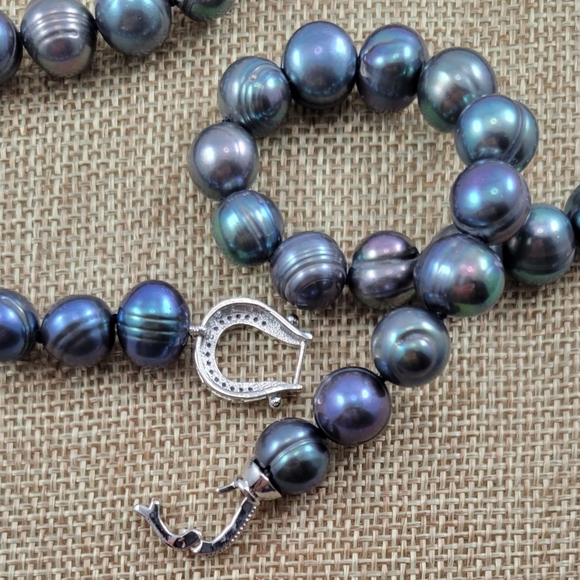 REAL 17" Black Pearl Necklace - Picture 6 of 8